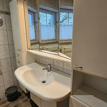 Bei Fuerstenfeldbruck Landsberg In Ot Duenzelbach Beim Binegger * Moorenweis