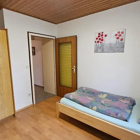 Bei Fuerstenfeldbruck Landsberg In Ot Duenzelbach Beim Binegger Apartment Moorenweis